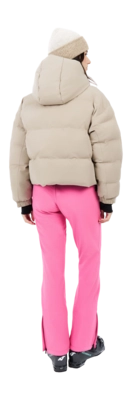 8---65652020_567_model_back-full_01