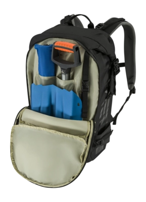 5---6_cx-30-backpack-black-_no-bg