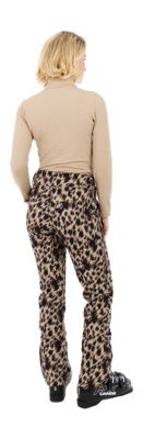 4---44652002_567_model_back-full_01