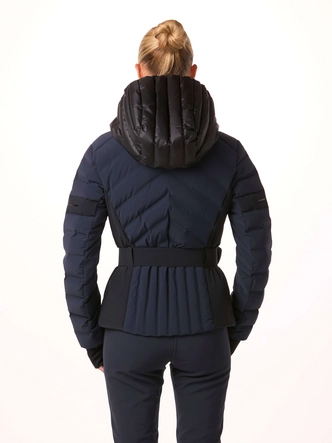 4---toni-sailer-women-ski-jacket-emmy-midnight-model-back