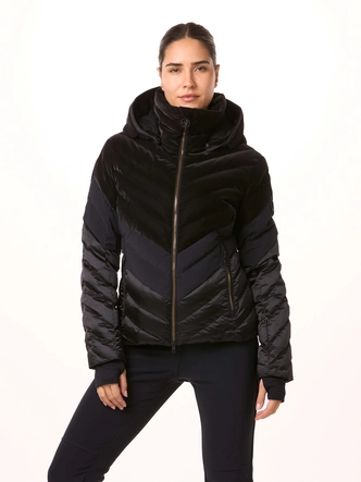 6---toni-sailer-women-ski-jacket-kimberly-velvet-black-model-front