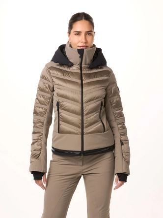 2---toni-sailer-women-ski-jacket-swinta-splendid-habitat-model-front