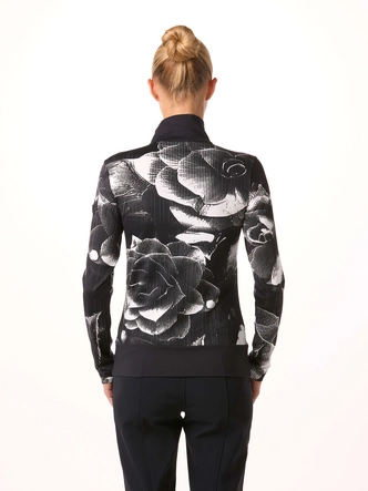 5---toni-sailer-women-ski-first-layer-wieka-print-black-model-back