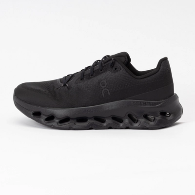 Sneaker On Running Men Cloudtilt Eclipse Black