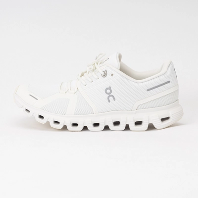 Chaussures de Course On Running Femme Cloud 6 White White