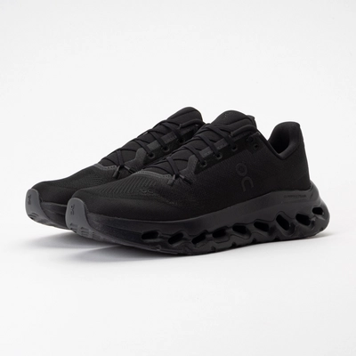 Sneakers On Running Men Cloudtilt Eclipse Black | Sneaker District COM