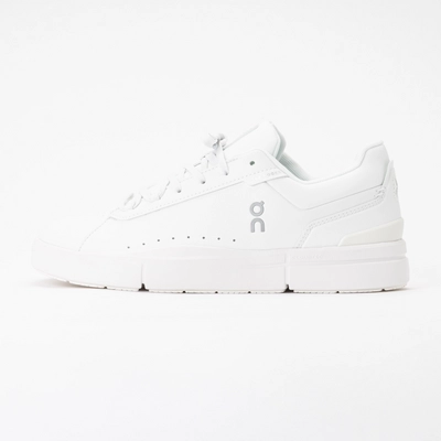 Trainers On Running Women THE ROGER Advantage White White