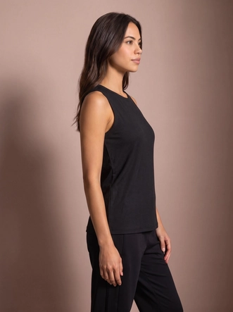 Yada-Black-03