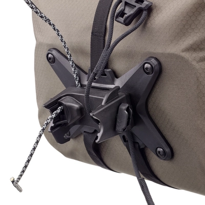 6---ORTLIEB-HANDLEBAR-PACK-QR-11L-F9926-05DETAIL1