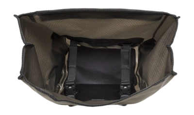 4---ORTLIEB-HANDLEBAR-PACK-QR-11L-F9926-04INSIDE-_no-bg