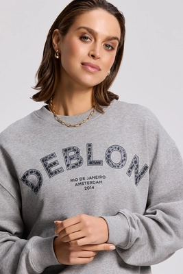 2---websize_Shot16_0826_Deblon_ecom_16dec24