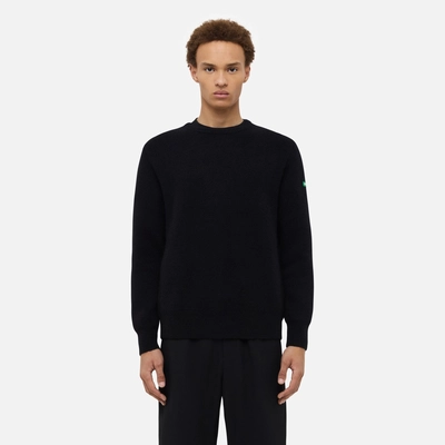 badge-knit-sweater-black-995931