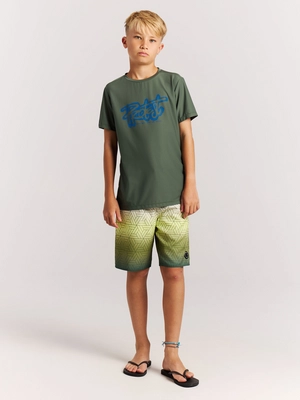 73861000_855_model_front-full_01