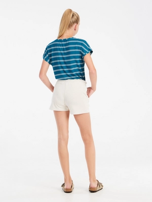 7---17951000_341_model_back-full_01