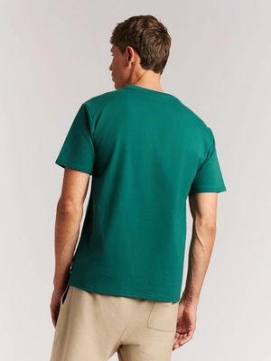 7---17761008_586_model_back-half_01
