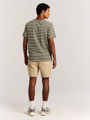 8---17761002_855_model_back-full_01