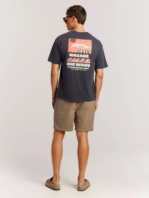 8---17761006_906_model_back-full_01