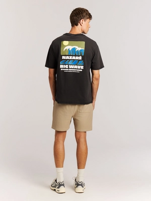8---17761006_290_model_back-full_01