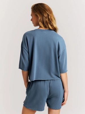 8---17661000_396_model_back-half_01