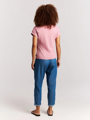 9---17651031_730_model_back-full_01