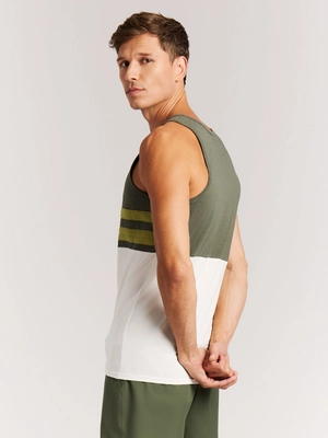 7---16761001_855_model_back-half_01