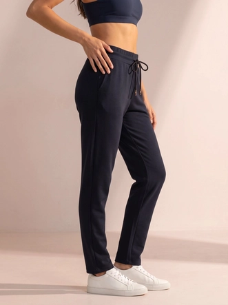 Miley-Dark_blue-03