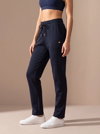 Miley-Dark_blue-04