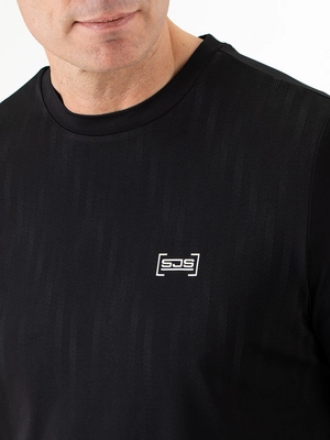 4---Nikohl-Men tee-B001-5-Detail