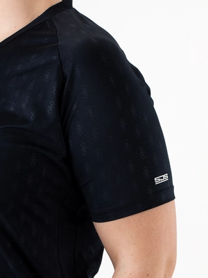 4---Izzie plus-Lady tee-N024-4-Detail