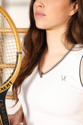 Emma_Top_White_Detail