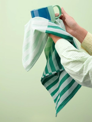 4---kitchentowels-colourful-lagoon_fbc0e031-a78e-4d24-9d0c-357a1544d17a