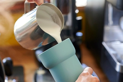 5---usp_images_others-1041800_usp02_insulatedmug375ml_coffeeonthego (1)