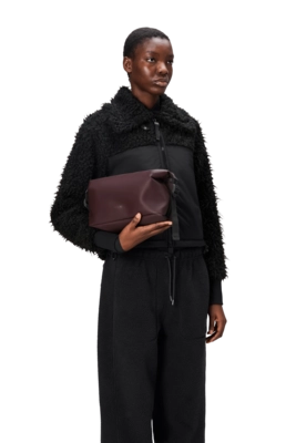 7---15630_depth_aw25_women_1