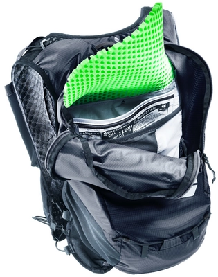 13---DEUTER-3100022-7000-ASCENDER7-BLACK-D-13