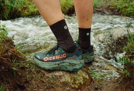 7---1357_c6cb4ceb0e-arcus-2-rb9x-gtx-seamoss-coral-1-original