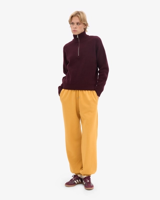 6---CS1019_Organic-Sweatpants-2.0_Burned-Yellow_Female_6