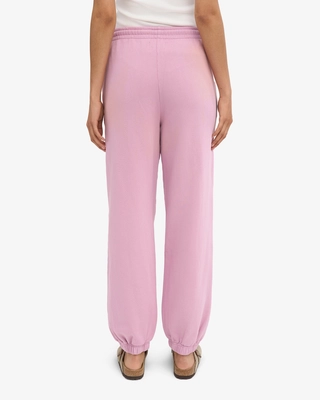 4---CS1019_Organic-Sweatpants-2.0_Cherry-Blossom_Female_5