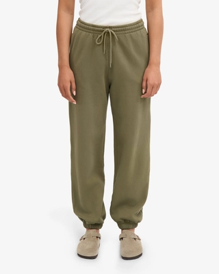 3---CS1019_Organic-Sweatpants-2.0_Dusty-Olive_Female_3