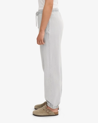 4---CS1019_Organic-Sweatpants-2.0_Faded-Grey_Female_4