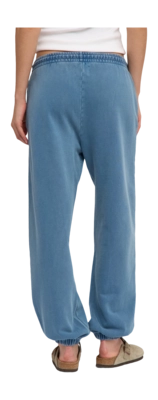 4---CS1019_Organic-Relaxed-Sweatpants_Faded-Indigo_Female_0204-_no-bg