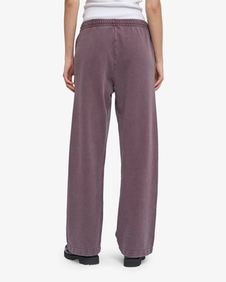 4---CS1018_Organic-Straight-Leg-Sweatpants_Faded-Grape_Female_0513