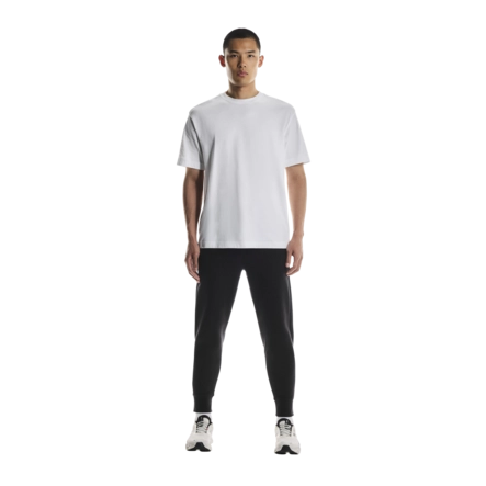 3---1MF30320553-focus_tech_sweatpants-fw25-black-m-1x1-tr-PLP