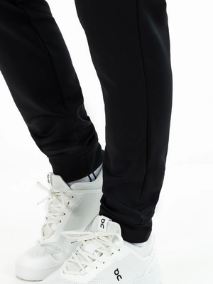 5---Orwell-Man pant-B001-5-Detail