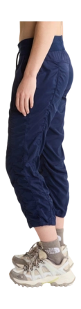 11----imgi_8_Womens-Aphrodite-20-Capri-Joggers-TNF-Summit-NavyNPF-ALT2