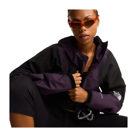 8----imgi_18_Womens-Aphrodite-20-Capri-Joggers-TNF-TNF-BlackNPF-ALT7