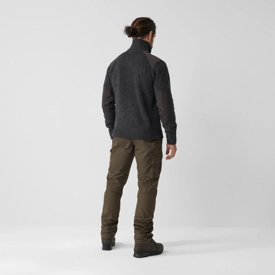 4---Koster_Sweater_M_90487-030_D_MODEL_FJR