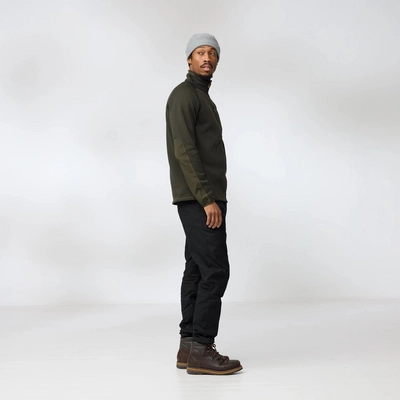 7---Ovik_Fleece_Half_Zip_M_87154-662_E_MODEL_2059