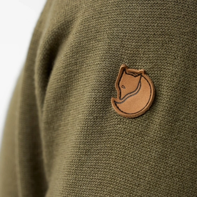 7---Ovik_Lite_Half_Zip_M_12600305-625_H_MODEL_0448