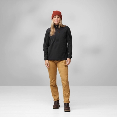 4---Ovik_Lite_Fleece_Half_Zip_W_14600199-550_c_MODEL_FJR