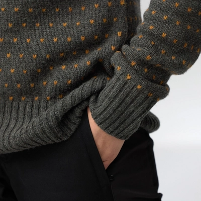8---Ovik_Knit_Sweater_W_89941-662_H_MODEL_FJR